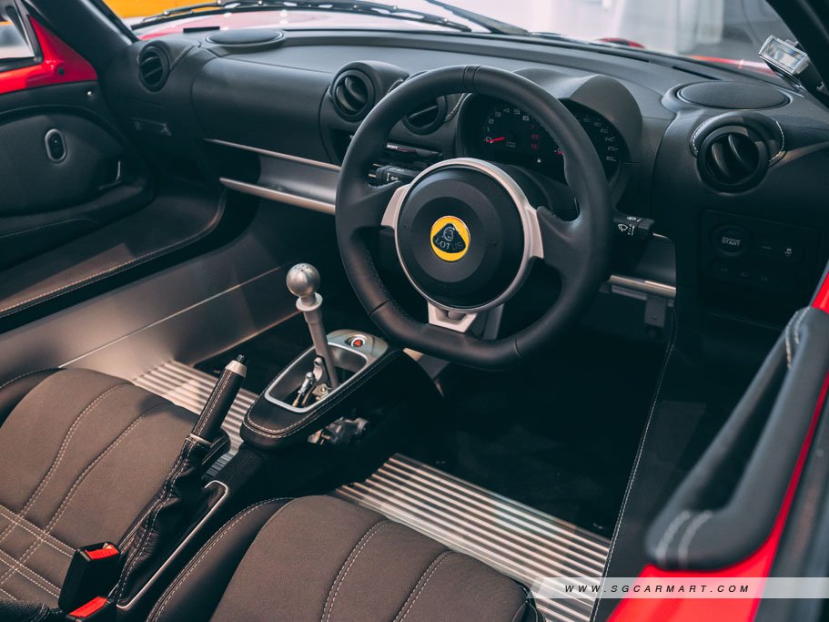 https://i.i-sgcm.com/new_cars/cars/12549/12549_g10