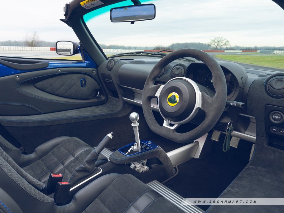 https://i.i-sgcm.com/new_cars/cars/12549/12549_g84