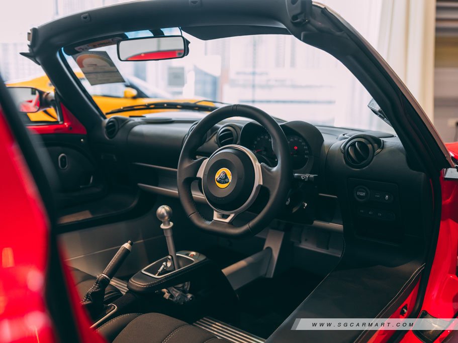 https://i.i-sgcm.com/new_cars/cars/12549/12549_g9
