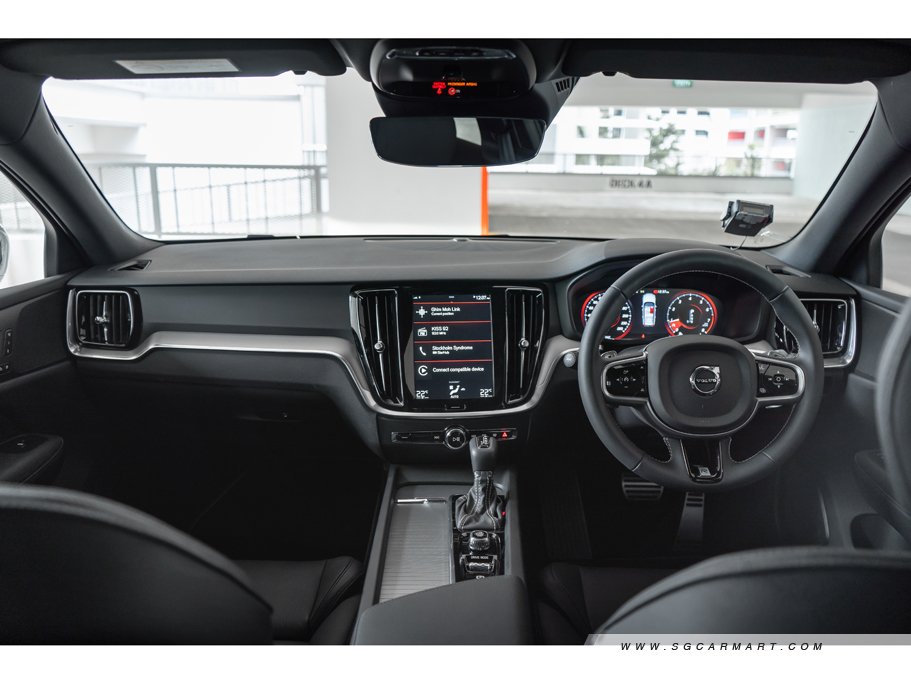 https://i.i-sgcm.com/new_cars/cars/12552/12552_g28