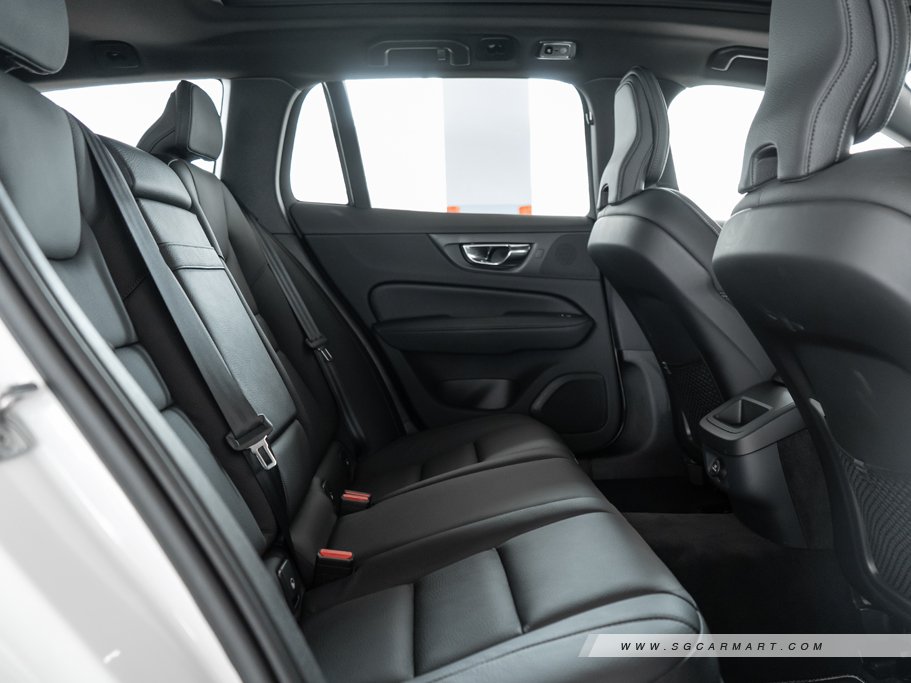 https://i.i-sgcm.com/new_cars/cars/12552/12552_g50