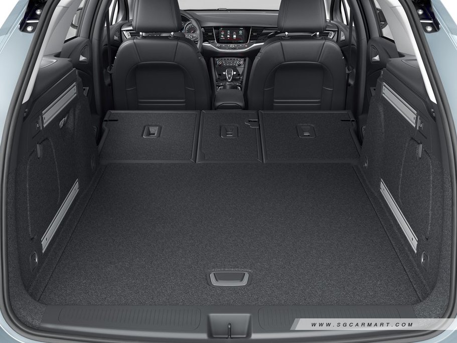 https://i.i-sgcm.com/new_cars/cars/12554/12554_g11