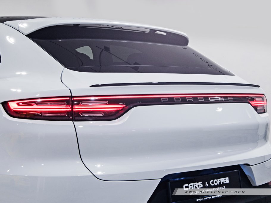 https://i.i-sgcm.com/new_cars/cars/12558/12558_g10