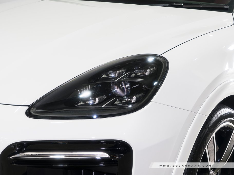https://i.i-sgcm.com/new_cars/cars/12558/12558_g136