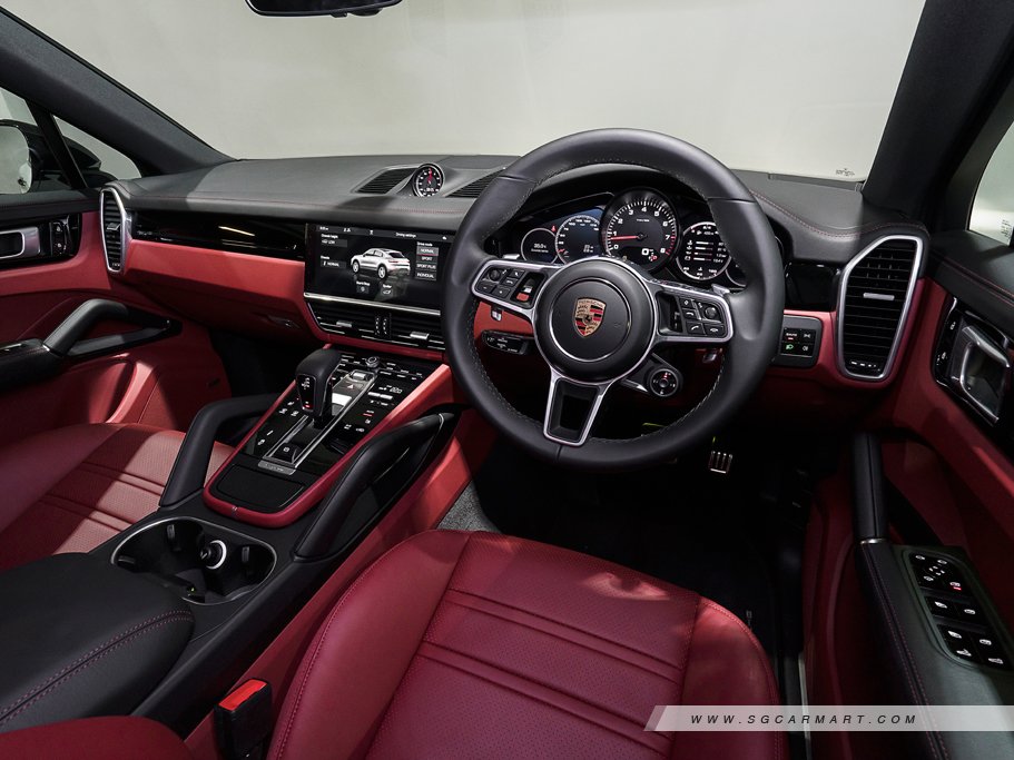 https://i.i-sgcm.com/new_cars/cars/12558/12558_g143