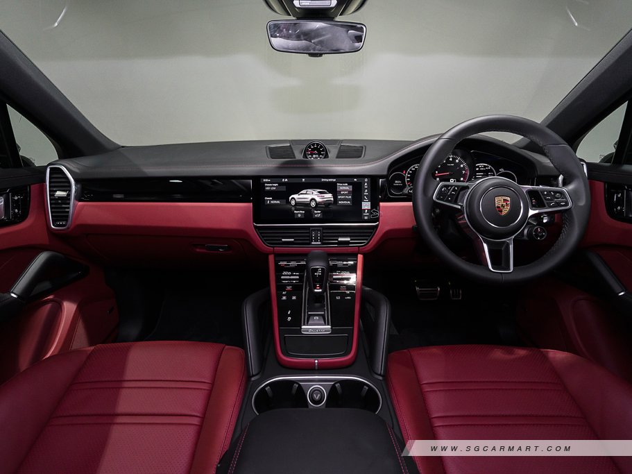 https://i.i-sgcm.com/new_cars/cars/12558/12558_g144