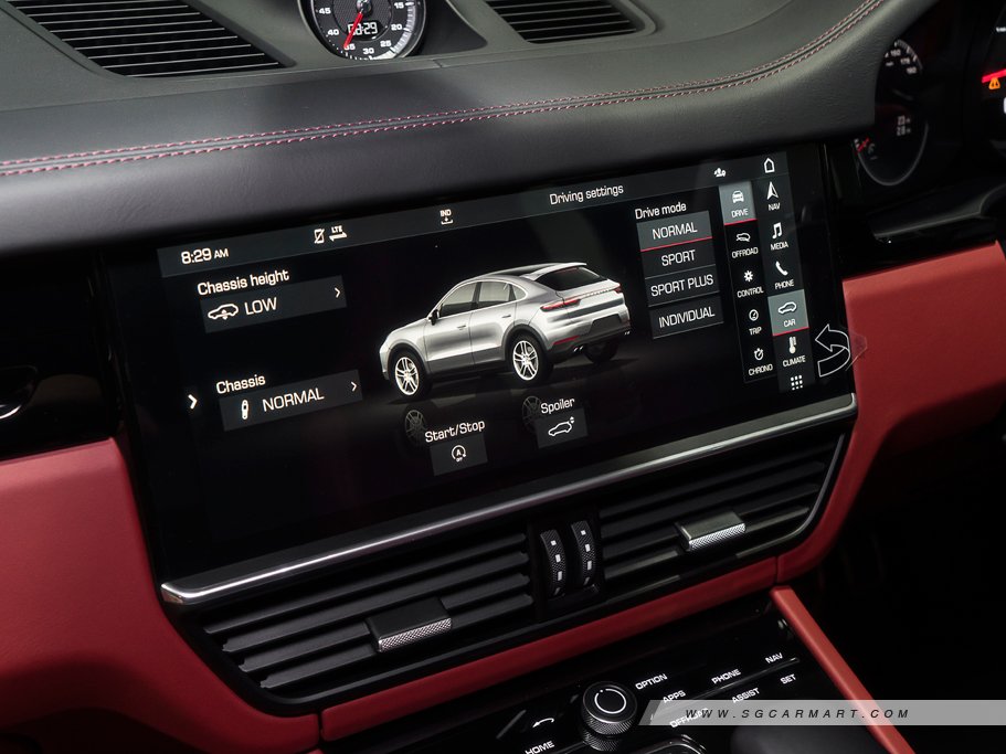 https://i.i-sgcm.com/new_cars/cars/12558/12558_g155
