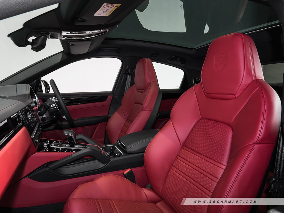 https://i.i-sgcm.com/new_cars/cars/12558/12558_g174
