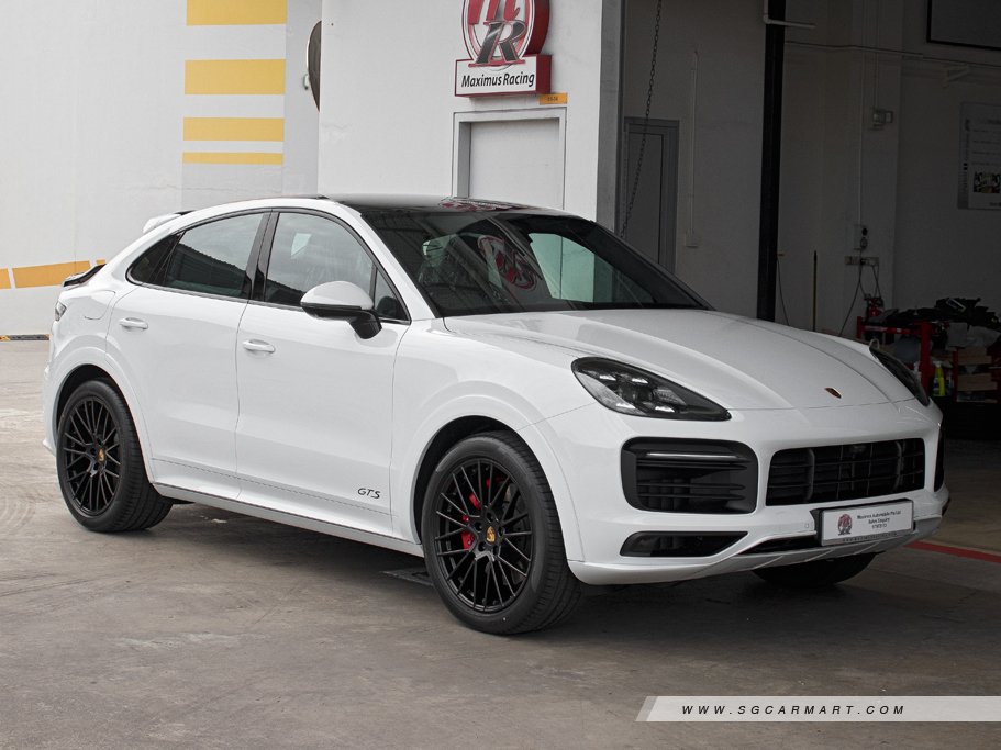 https://i.i-sgcm.com/new_cars/cars/12558/12558_g184