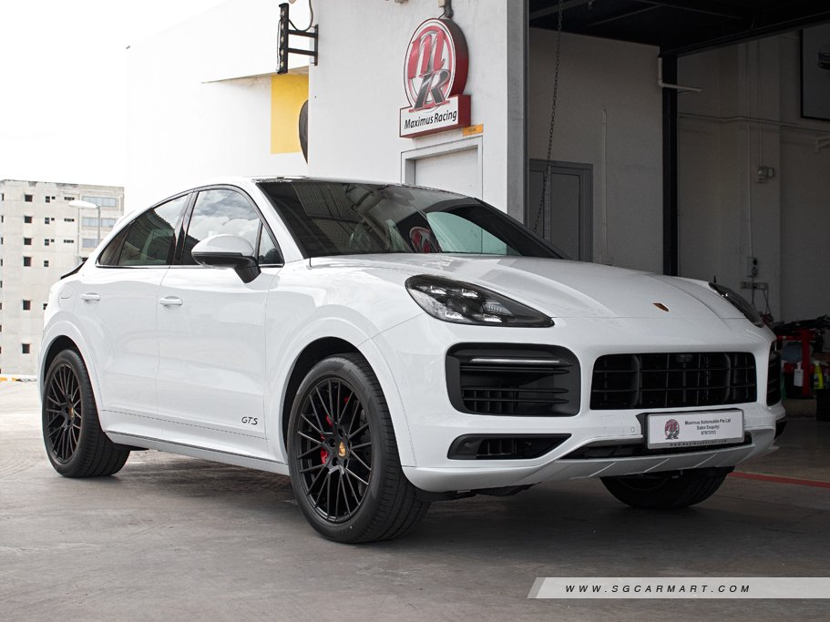 https://i.i-sgcm.com/new_cars/cars/12558/12558_g185