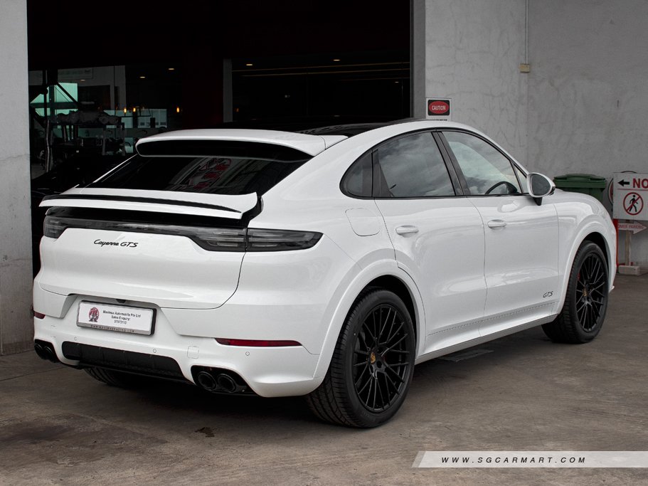 https://i.i-sgcm.com/new_cars/cars/12558/12558_g187