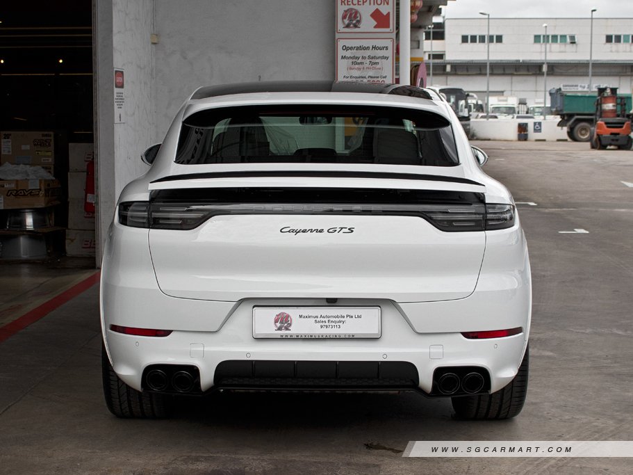 https://i.i-sgcm.com/new_cars/cars/12558/12558_g188