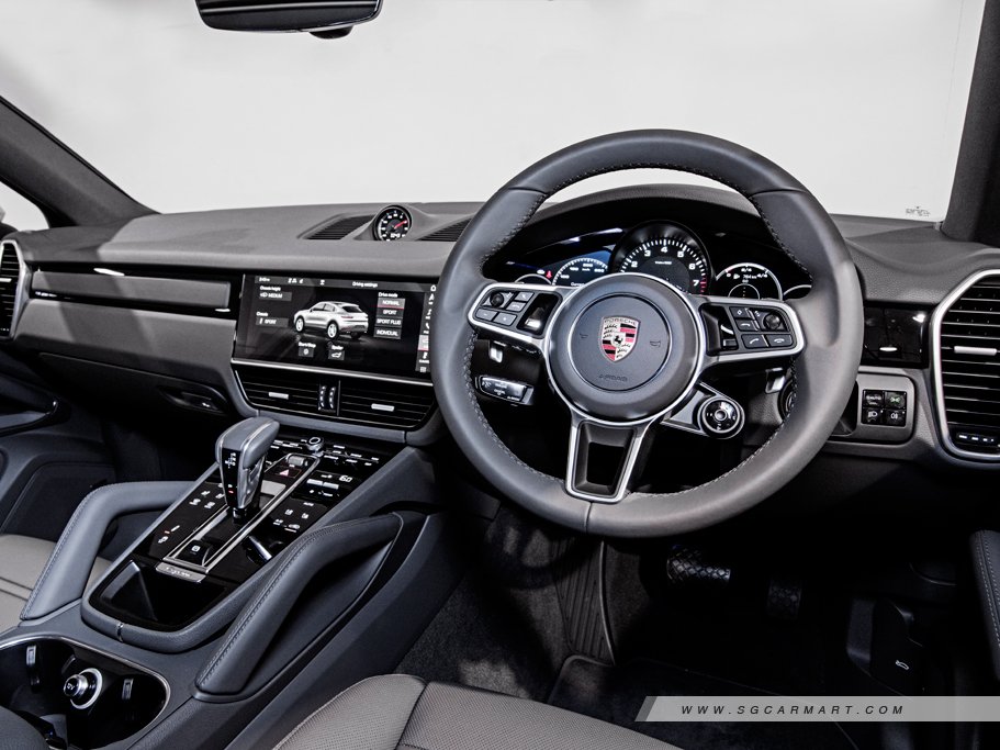 https://i.i-sgcm.com/new_cars/cars/12558/12558_g18