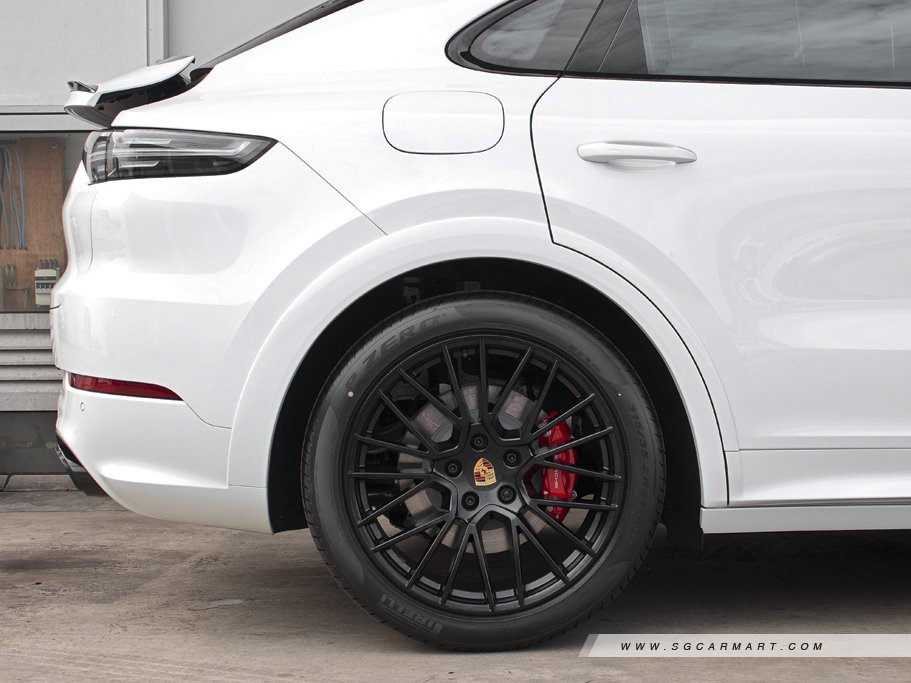 https://i.i-sgcm.com/new_cars/cars/12558/12558_g191