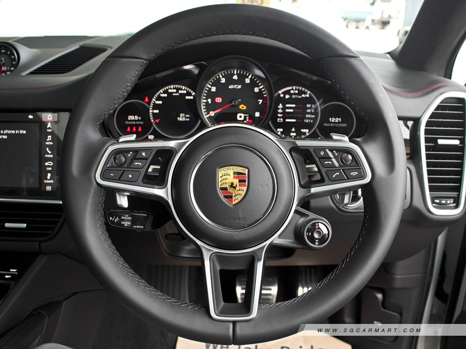 https://i.i-sgcm.com/new_cars/cars/12558/12558_g197