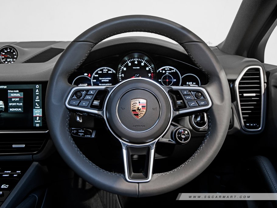 https://i.i-sgcm.com/new_cars/cars/12558/12558_g21