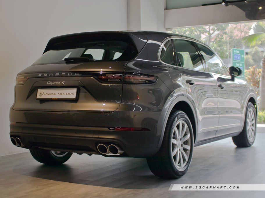 https://i.i-sgcm.com/new_cars/cars/12558/12558_g245