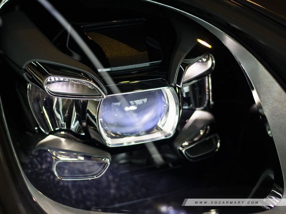 https://i.i-sgcm.com/new_cars/cars/12558/12558_g246