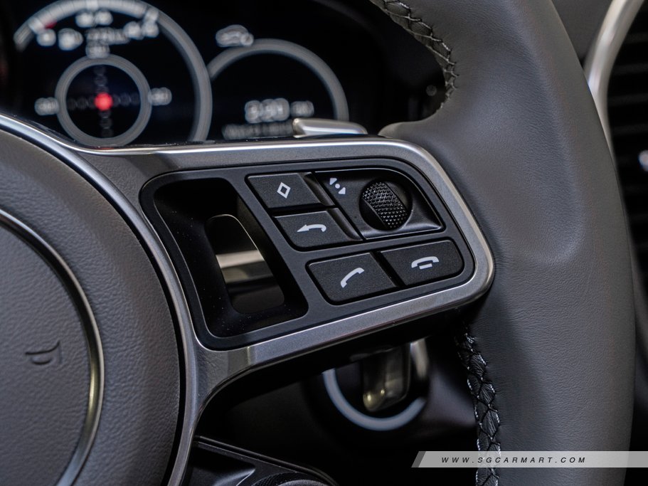 https://i.i-sgcm.com/new_cars/cars/12558/12558_g24