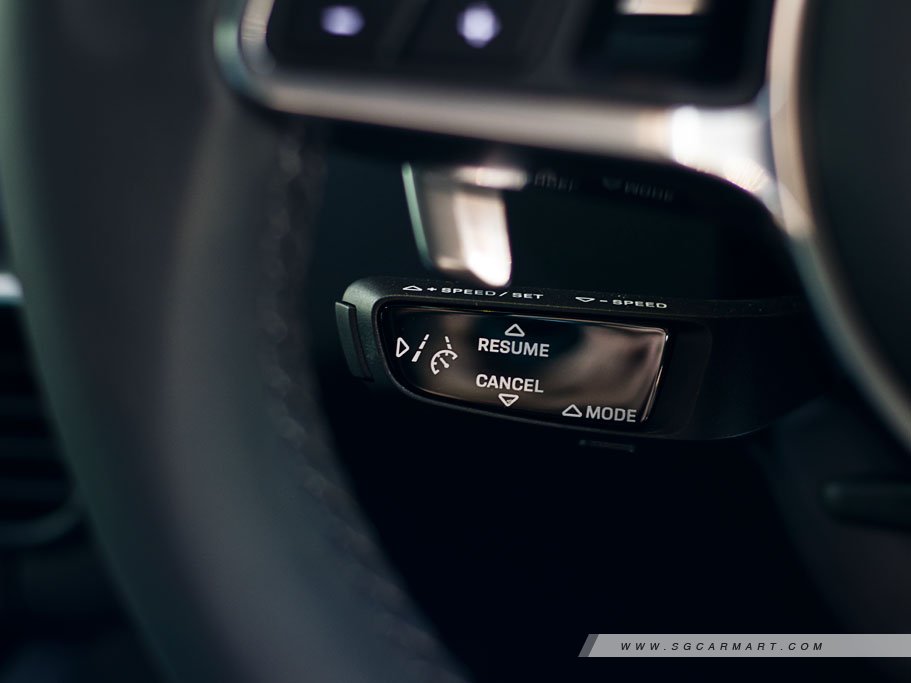 https://i.i-sgcm.com/new_cars/cars/12558/12558_g258