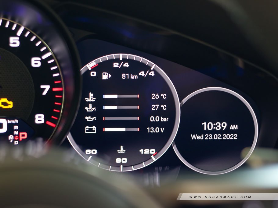 https://i.i-sgcm.com/new_cars/cars/12558/12558_g261