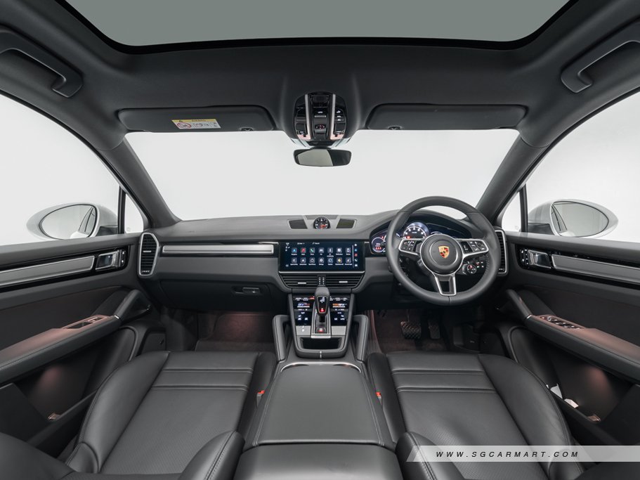 https://i.i-sgcm.com/new_cars/cars/12558/12558_g290