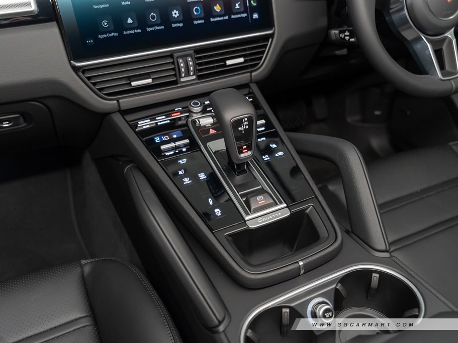 https://i.i-sgcm.com/new_cars/cars/12558/12558_g292