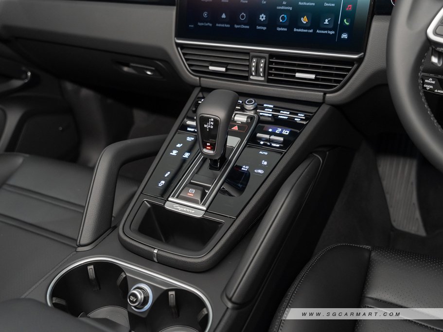https://i.i-sgcm.com/new_cars/cars/12558/12558_g293