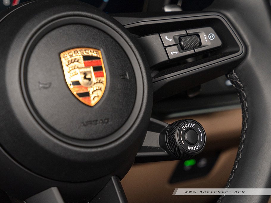 https://i.i-sgcm.com/new_cars/cars/12558/12558_g313