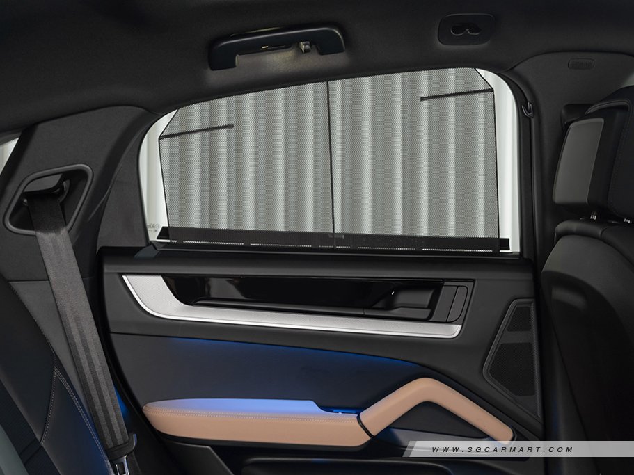 https://i.i-sgcm.com/new_cars/cars/12558/12558_g323