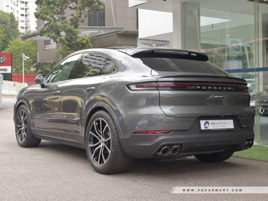 https://i.i-sgcm.com/new_cars/cars/12558/12558_g330