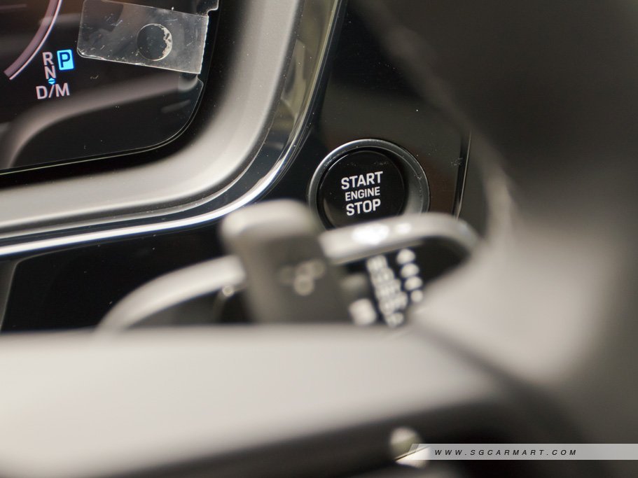 https://i.i-sgcm.com/new_cars/cars/12558/12558_g339