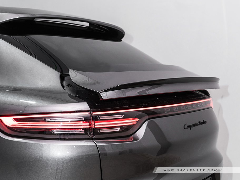 https://i.i-sgcm.com/new_cars/cars/12558/12558_g71