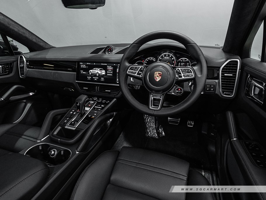 https://i.i-sgcm.com/new_cars/cars/12558/12558_g77