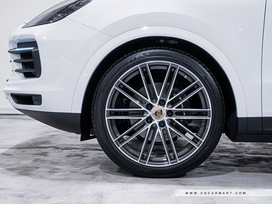 https://i.i-sgcm.com/new_cars/cars/12558/12558_g7