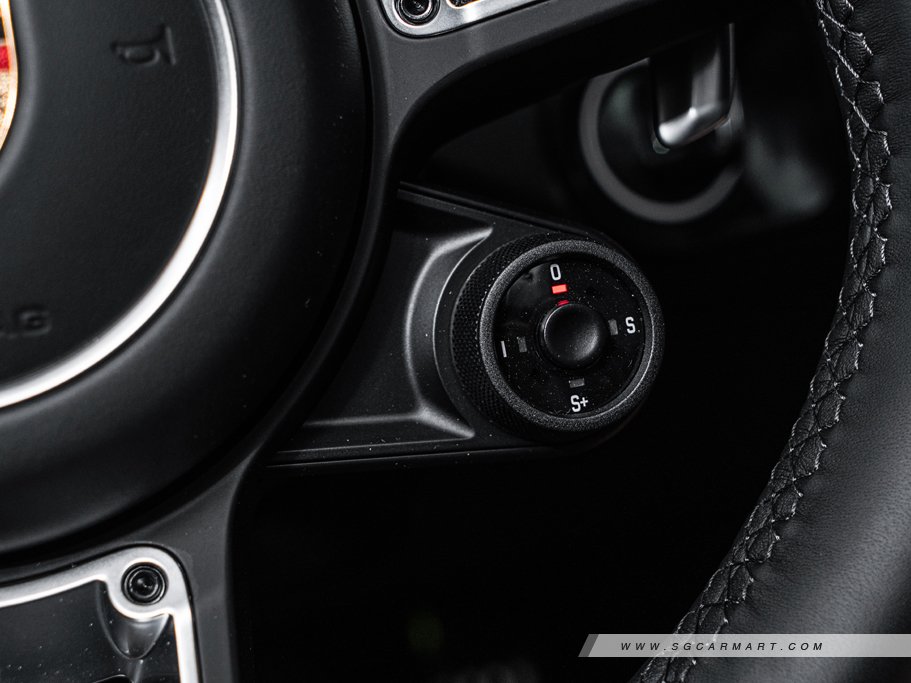https://i.i-sgcm.com/new_cars/cars/12558/12558_g84