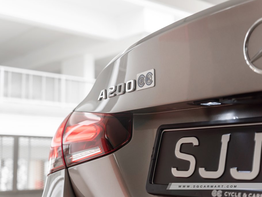 https://i.i-sgcm.com/new_cars/cars/12561/12561_g27