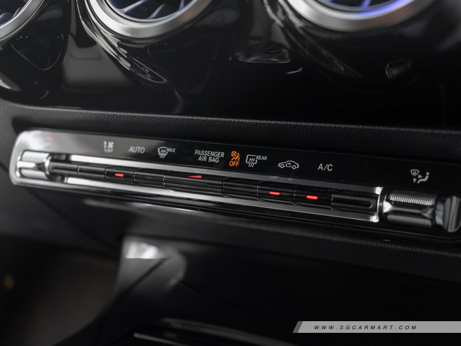 https://i.i-sgcm.com/new_cars/cars/12561/12561_g40
