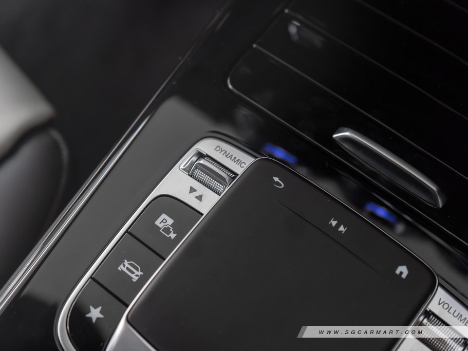 https://i.i-sgcm.com/new_cars/cars/12561/12561_g41
