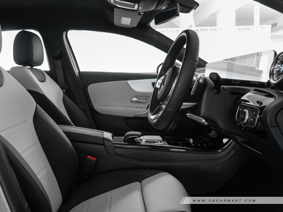 https://i.i-sgcm.com/new_cars/cars/12561/12561_g43