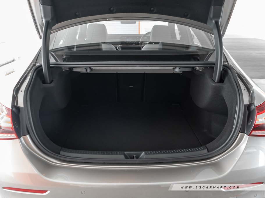 https://i.i-sgcm.com/new_cars/cars/12561/12561_g45