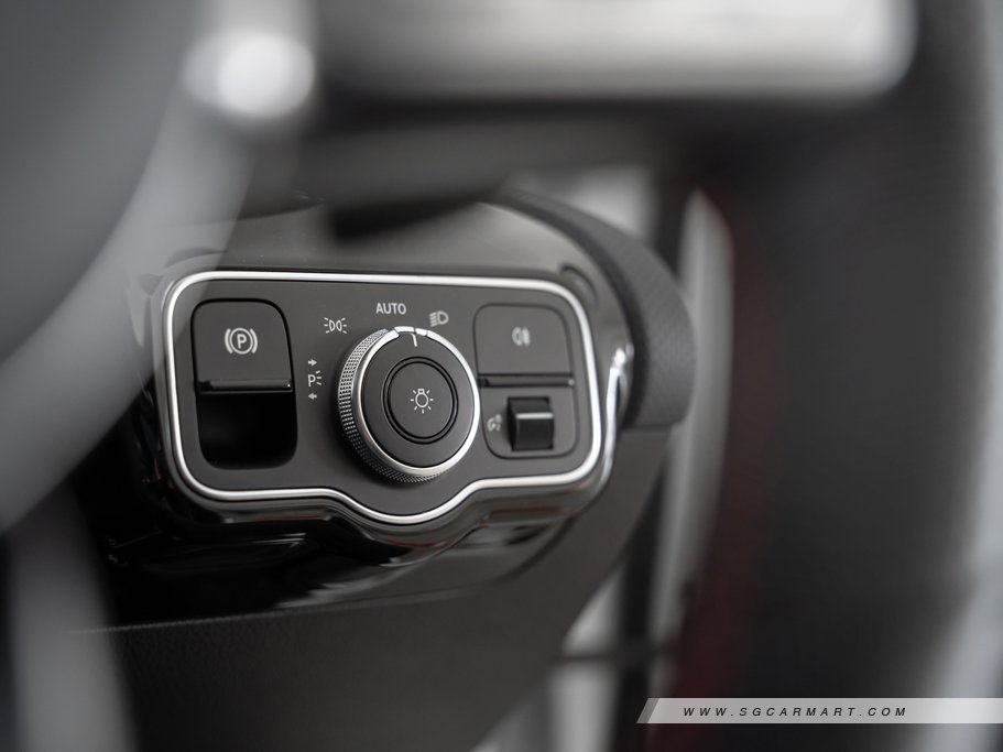 https://i.i-sgcm.com/new_cars/cars/12561/12561_g73