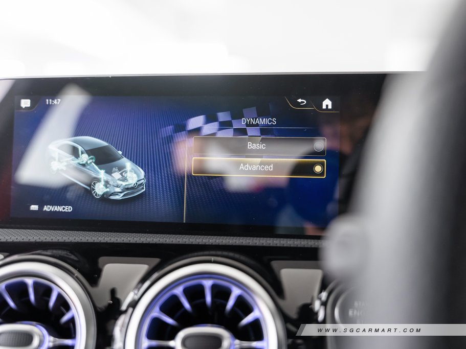 https://i.i-sgcm.com/new_cars/cars/12561/12561_g79
