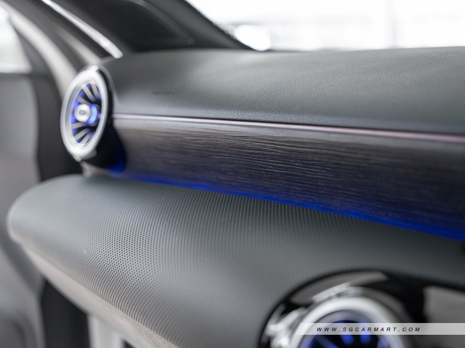 https://i.i-sgcm.com/new_cars/cars/12561/12561_g92