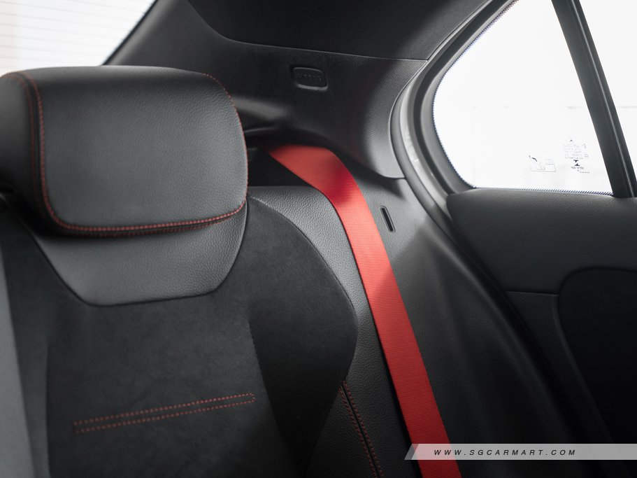 https://i.i-sgcm.com/new_cars/cars/12561/12561_g95