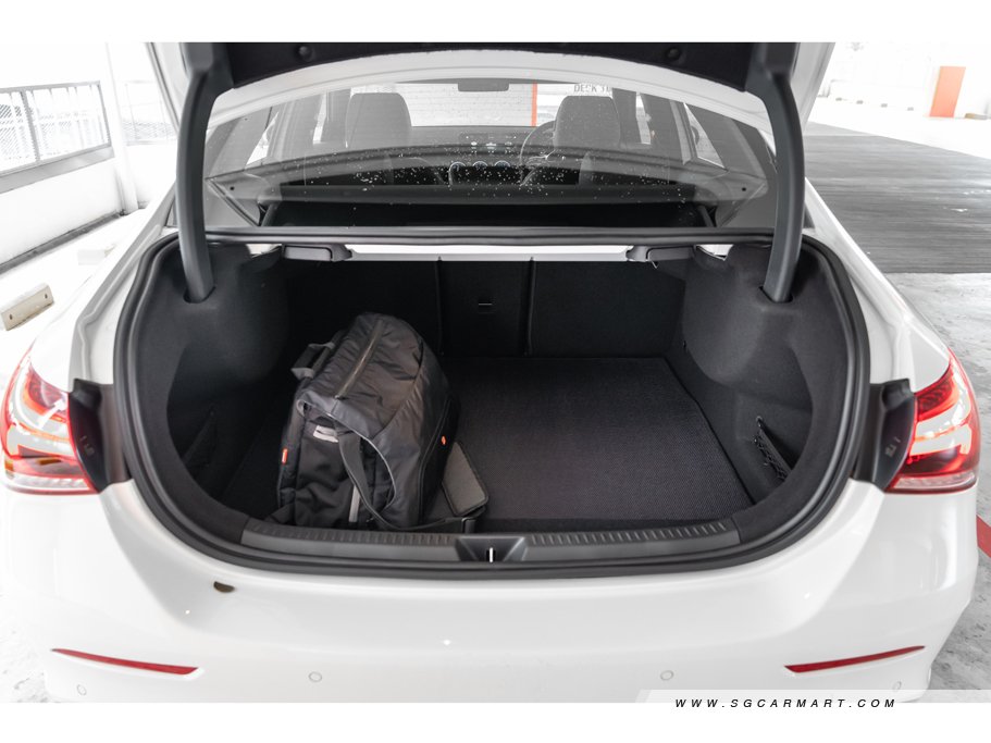 https://i.i-sgcm.com/new_cars/cars/12561/12561_g97