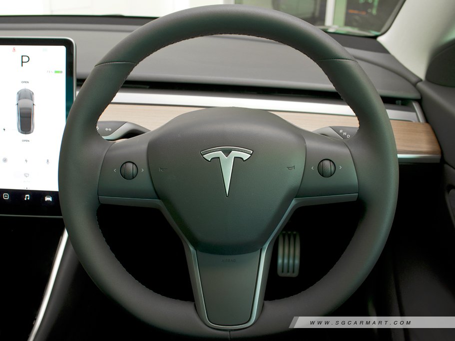 https://i.i-sgcm.com/new_cars/cars/12565/12565_g21