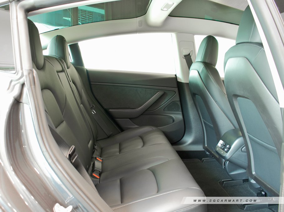 https://i.i-sgcm.com/new_cars/cars/12565/12565_g32