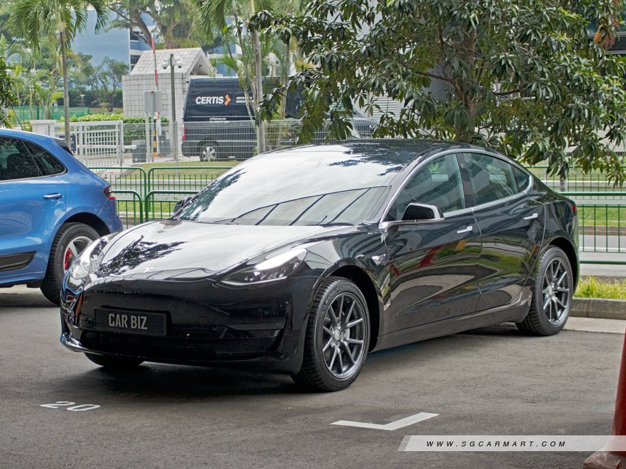 https://i.i-sgcm.com/new_cars/cars/12565/12565_g37