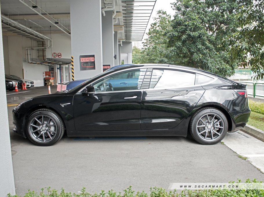 https://i.i-sgcm.com/new_cars/cars/12565/12565_g39